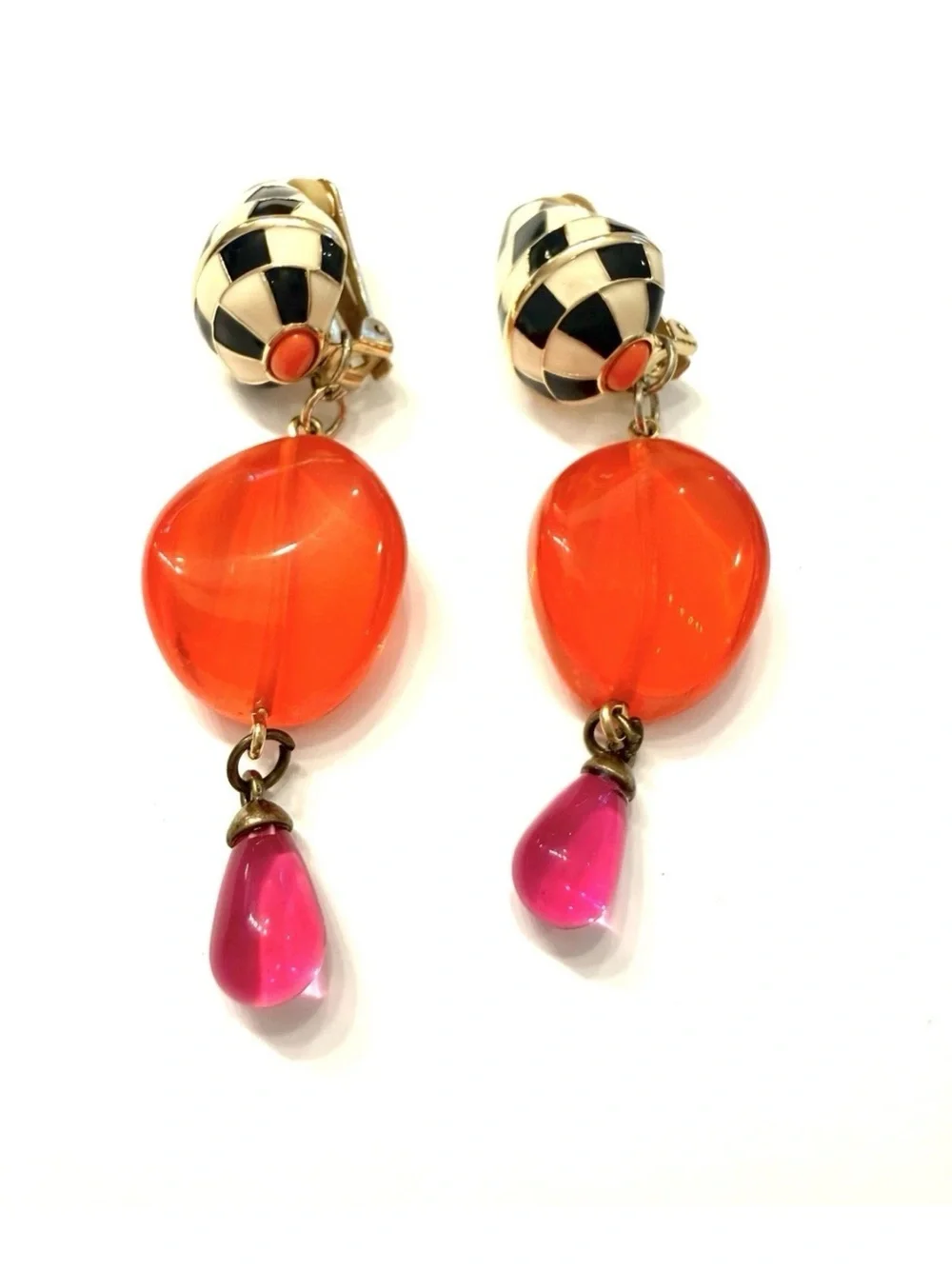 Kenneth Lane Pink + Black & White Checkerboard Conch Shell KJL Drop Earrings - Picture 5 of 9